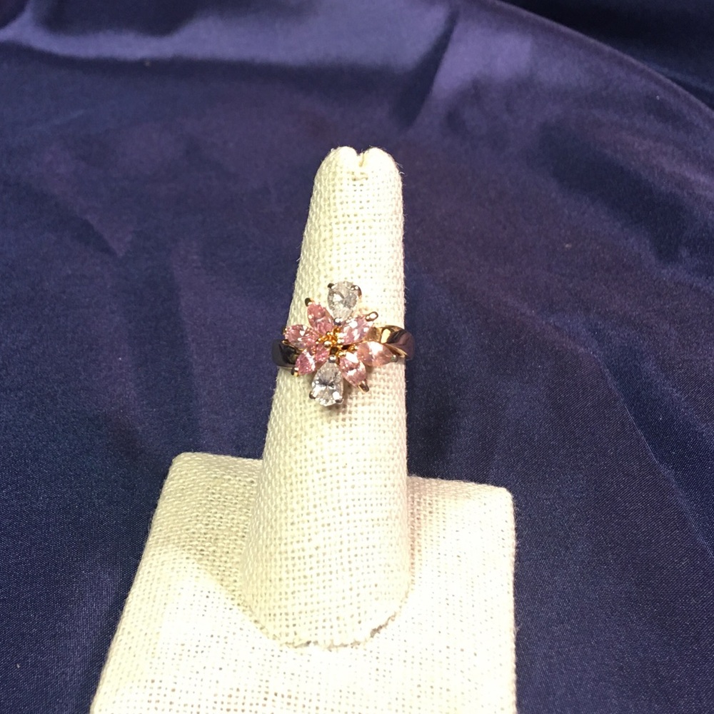 Pink and crystal stone gold ring